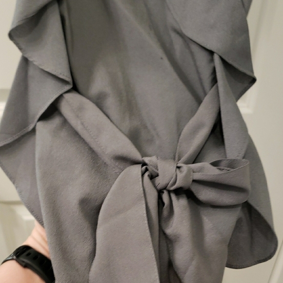 New York & Company Gray Ruffled Sheath Blouse - Picture 4 of 6